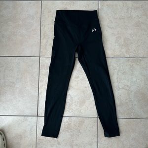 TLF Apparel Tempo High Waisted Workout Leggings - black, size medium